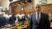 ЈЕДИНИ АЛБАНАЦ У СКУПШТИНИ СРБИЈЕ О ДИВЉАЊУ ОПОЗИЦИЈЕ: Токсично окружење (ФОТО) ЈЕДИНИ АЛБАНАЦ У СКУПШТИНИ СРБИЈЕ О ДИВЉАЊУ ОПОЗИЦИЈЕ: Токсично окружење (ФОТО)
