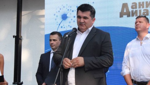 NAJVIŠE MEDICINARA: Novih 20 stipednija u opštini Lopare NAJVIŠE MEDICINARA: Novih 20 stipednija u opštini Lopare