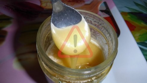 TRI ZNAKA DA JE MED POKVAREN: Obratite pažnju na ove pokazatelje - mogu izazvati zdravstvene probleme TRI ZNAKA DA JE MED POKVAREN: Obratite pažnju na ove pokazatelje - mogu izazvati zdravstvene probleme