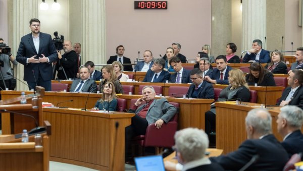 ШОК У ХРВАТСКОМ САБОРУ ДАН ПОСЛЕ АТЕНТАНА НА ФИЦА: Тебе треба метком у чело и коцем у срце ШОК У ХРВАТСКОМ САБОРУ ДАН ПОСЛЕ АТЕНТАНА НА ФИЦА: Тебе треба метком у чело и коцем у срце