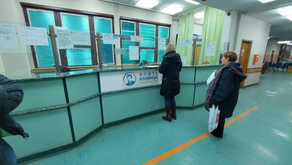 ЈАНУАРСКИ БИЛАНС УРГЕНТНОГ ЦЕНТРА ОБ ДР ЛАЗА ЛАЗАРЕВИЋ У ШАПЦУ Прегледали безмало 5.000 пацијената ЈАНУАРСКИ БИЛАНС УРГЕНТНОГ ЦЕНТРА ОБ ДР ЛАЗА ЛАЗАРЕВИЋ У ШАПЦУ Прегледали безмало 5.000 пацијената