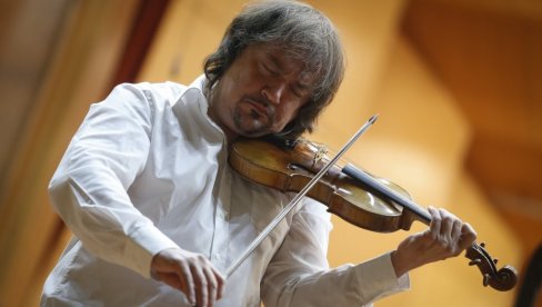 SERGEJ KRILOV I BEOGRADSKA FILHARMONIJA: Od Paganinija do Malera SERGEJ KRILOV I BEOGRADSKA FILHARMONIJA: Od Paganinija do Malera