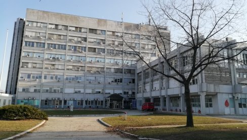 NAJSAVREMENIJA OPREMA I NOVA ZAPOSLENJA: Nakon 20 godina konačno dobijena građevinska dozvola za izgradnju novog UKC Kragujevac NAJSAVREMENIJA OPREMA I NOVA ZAPOSLENJA: Nakon 20 godina konačno dobijena građevinska dozvola za izgradnju novog UKC Kragujevac