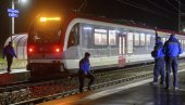 ДРАМА У ШВАЈЦАРСКОЈ: Иранац држао таоце четири сата, полиција упала у воз ДРАМА У ШВАЈЦАРСКОЈ: Иранац држао таоце четири сата, полиција упала у воз