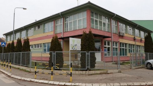 НОВИНА У ЧАЧАНСКОЈ СОЦИЈАЛНОЈ ЗАШТИТИ Зрачак преузима Прихватилиште НОВИНА У ЧАЧАНСКОЈ СОЦИЈАЛНОЈ ЗАШТИТИ Зрачак преузима Прихватилиште