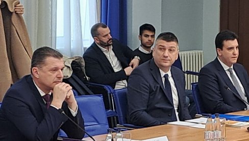 KO KOME PAKUJE AFERU: Međusobne optužbe ministra pravde i šefa SPO na saslušanju u vezi slučaja Do Kvon KO KOME PAKUJE AFERU: Međusobne optužbe ministra pravde i šefa SPO na saslušanju u vezi slučaja Do Kvon