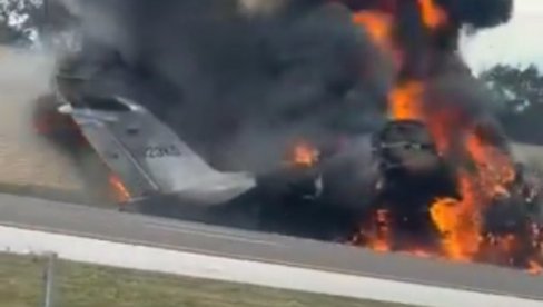 SUDAR AVIONA I AUTOMOBILA: Avio nesreća na Floridi (VIDEO) SUDAR AVIONA I AUTOMOBILA: Avio nesreća na Floridi (VIDEO)