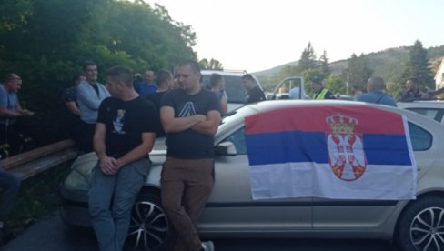 ODLAŽU PROTEST ZA SLEDEĆI PONEDELJAK: Udruženje raseljenih SRba sa Kosmeta u Kuršumliji