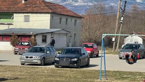 NEĆEMO KURTIJU ISPUNITI ŽELJU, OSTAJEMO OVDE: Novosti sa žiteljima Goraždevca, koje Priština progoni na sve načine NEĆEMO KURTIJU ISPUNITI ŽELJU, OSTAJEMO OVDE: Novosti sa žiteljima Goraždevca, koje Priština progoni na sve načine