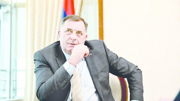 ДОДИК ПОРУЧИО: Једина хегемонија у БиХ је она коју заговарају челници Исламске заједнице ДОДИК ПОРУЧИО: Једина хегемонија у БиХ је она коју заговарају челници Исламске заједнице