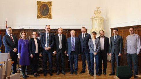 POSETA NAUČNIKA SA MOSKOVSKOG UNIVERZITETA: Saradnja Univerziteta u Beogradu i Mašinskog fakulteta sa kolegama iz Rusije POSETA NAUČNIKA SA MOSKOVSKOG UNIVERZITETA: Saradnja Univerziteta u Beogradu i Mašinskog fakulteta sa kolegama iz Rusije
