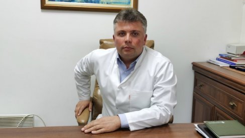 HUMANI BAJKER U BELOM MANTILU: Predrag Cvetković, ugledni kardiolog iz Niša, bori se za bolji život drugih i van bolnice HUMANI BAJKER U BELOM MANTILU: Predrag Cvetković, ugledni kardiolog iz Niša, bori se za bolji život drugih i van bolnice