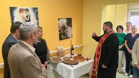 U DOMU ZA STARE: Prvi put obeležena krsna slava U DOMU ZA STARE: Prvi put obeležena krsna slava