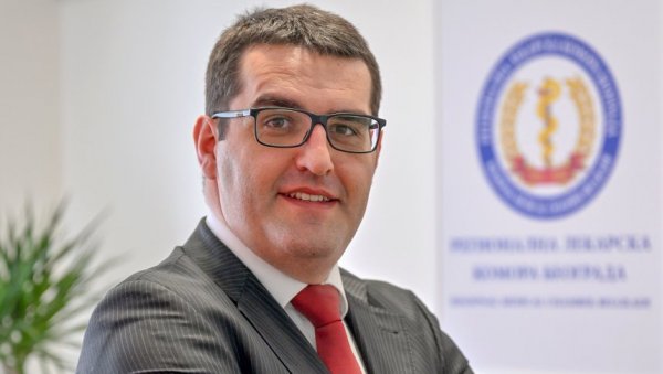 НАЈВРЕДНИЈИМ ЛЕКАРИМА ЗА 500 ЕВРА ВЕЋА ПЛАТА Интервју - Др Данило Јеремић, председник Лекарске коморе Београда НАЈВРЕДНИЈИМ ЛЕКАРИМА ЗА 500 ЕВРА ВЕЋА ПЛАТА Интервју - Др Данило Јеремић, председник Лекарске коморе Београда
