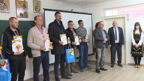 SABOR LEVAČKIH VINARA I VINOGRADARA (FOTO) SABOR LEVAČKIH VINARA I VINOGRADARA (FOTO)