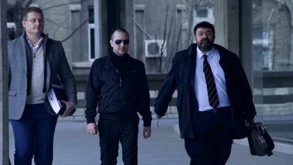 ЗОРАН МАРЈАНОВИЋ ПОНОВО У СУДНИЦИ: Адвокати одбране затражили да се обави реконструкција злочина на насипу Црвенка у Борчи ЗОРАН МАРЈАНОВИЋ ПОНОВО У СУДНИЦИ: Адвокати одбране затражили да се обави реконструкција злочина на насипу Црвенка у Борчи