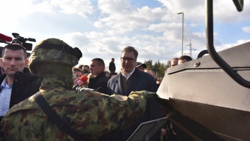 PREDSEDNIK U NIŠU: Vučić - Srbija će ljubomorno da čuva svoju vojnu neutralnost, ali i da štiti svoje nebo i svoje građane (FOTO/VIDEO)