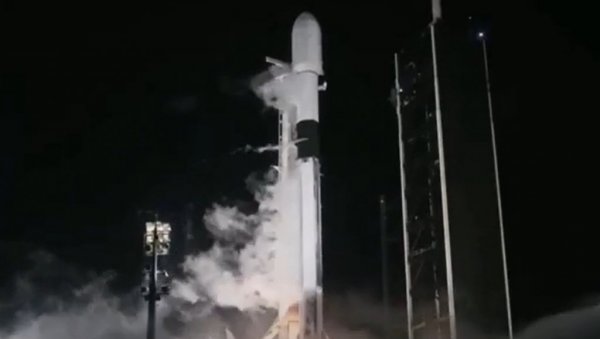 ДРУГИ ПОКУШАЈ АМЕРА ДА СТИГНУ НА МЕСЕЦ: Лансирана Одисеја после великог краха Перегрина (ВИДЕО) ДРУГИ ПОКУШАЈ АМЕРА ДА СТИГНУ НА МЕСЕЦ: Лансирана Одисеја после великог краха Перегрина (ВИДЕО)