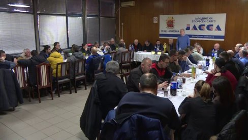 GRADSKI FUDBALSKI SAVEZ GRADA JAGODINE NAJBOLJIMA DODELIO PRIZNANJA GRADSKI FUDBALSKI SAVEZ GRADA JAGODINE NAJBOLJIMA DODELIO PRIZNANJA