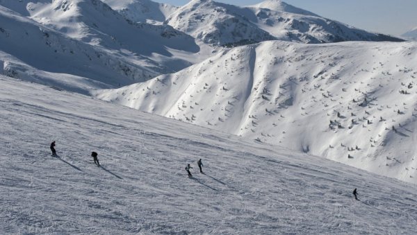 УЖАС НА КОСОВУ И МЕТОХИЈИ! Позната америчка скијашица погинула на Брезовици УЖАС НА КОСОВУ И МЕТОХИЈИ! Позната америчка скијашица погинула на Брезовици