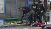 TERORISTIČKI NAPAD U IZRAELU: Pucao na autobuskoj stanici, ima ranjenih TERORISTIČKI NAPAD U IZRAELU: Pucao na autobuskoj stanici, ima ranjenih