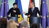 NOVI SAVEZ NACISTA I BANDEROVACA: Medvedev o sporazumu Ukrajine i Nemačke (FOTO) NOVI SAVEZ NACISTA I BANDEROVACA: Medvedev o sporazumu Ukrajine i Nemačke (FOTO)