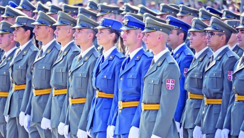 NOVI TIM NA PONOS OTADŽBINE: Do 31. marta otvoren konkurs za upis novih ka ndidata u vojne škole koji je raspisalo Ministarstvo odbrane NOVI TIM NA PONOS OTADŽBINE: Do 31. marta otvoren konkurs za upis novih ka ndidata u vojne škole koji je raspisalo Ministarstvo odbrane
