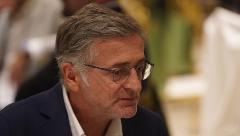 ЈЕДВА СКУПИЛА ЗА ФАКУЛТЕТ: Цвијановић због банкрота није имао за ћеркино школовање - у помоћ притекле спортске легенде ЈЕДВА СКУПИЛА ЗА ФАКУЛТЕТ: Цвијановић због банкрота није имао за ћеркино школовање - у помоћ притекле спортске легенде