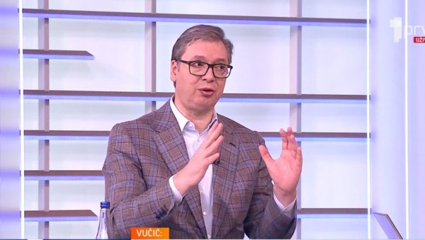 ИМАЋЕМО МНОГО ИЗАЗОВА И ПРИТИСАКА, АЛИ ЋЕМО ИЗДРЖАТИ Вучић поручио грађанима: Србија има добру будућност (ВИДЕО) ИМАЋЕМО МНОГО ИЗАЗОВА И ПРИТИСАКА, АЛИ ЋЕМО ИЗДРЖАТИ Вучић поручио грађанима: Србија има добру будућност (ВИДЕО)
