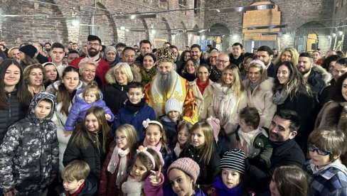 SVEČANO U HRAMU SVETOG SAVE NA MENHETNU: Patrijarh Porfirije služio liturgiju na treću godišnjicu od kako je izabran SVEČANO U HRAMU SVETOG SAVE NA MENHETNU: Patrijarh Porfirije služio liturgiju na treću godišnjicu od kako je izabran