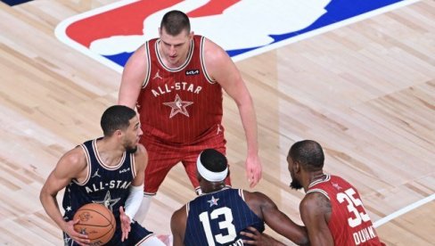 NOĆ KAD KOŠARKA NIJE KOŠARKA! Američki cirkus od 397 poena i Nikola Jokić koga briga za to (VIDEO) NOĆ KAD KOŠARKA NIJE KOŠARKA! Američki cirkus od 397 poena i Nikola Jokić koga briga za to (VIDEO)