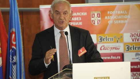 PREMINUO RATOMIR RAŠA BABIĆ: Tužan dan za srpski fudbal PREMINUO RATOMIR RAŠA BABIĆ: Tužan dan za srpski fudbal