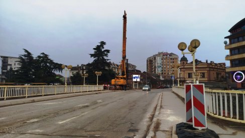 NASTAVAK RADOVA NA MOSTU U PARAĆINU: Od 26. februara biće zatvoren za saobraćaj (FOTO) NASTAVAK RADOVA NA MOSTU U PARAĆINU: Od 26. februara biće zatvoren za saobraćaj (FOTO)