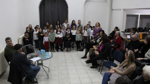 СРЦЕ - ЗАВИЧАЈ СВИХ РЕЧИ: Одржана веома посећена промоција књиге Весне Ристовић из Краљева СРЦЕ - ЗАВИЧАЈ СВИХ РЕЧИ: Одржана веома посећена промоција књиге Весне Ристовић из Краљева