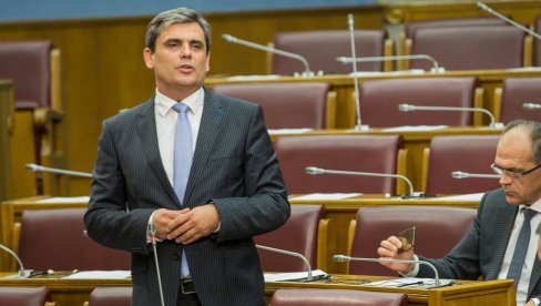 BOŠNJACI U VLADU KROZ IGLENE UŠI? Traži se mesto BOŠNJACI U VLADU KROZ IGLENE UŠI? Traži se mesto