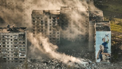 PUKOVNIK SBU: Ruska vojska masovno probija ukrajinsku odbranu, što može dovesti do kolapsa fronta (VIDEO) PUKOVNIK SBU: Ruska vojska masovno probija ukrajinsku odbranu, što može dovesti do kolapsa fronta (VIDEO)