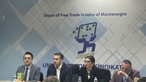 NASTAVNICIMA 17 ODSTO NA PLATU: Sindikat prosvete i Vlada našli kompromisno rešenje, čeka se da dogovor podrži Glavni odbor NASTAVNICIMA 17 ODSTO NA PLATU: Sindikat prosvete i Vlada našli kompromisno rešenje, čeka se da dogovor podrži Glavni odbor