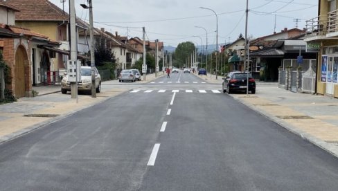 SOLIDARNO DO BOLJIH SAOBRAĆAJNICA: Asfaltiranje u Požegi SOLIDARNO DO BOLJIH SAOBRAĆAJNICA: Asfaltiranje u Požegi