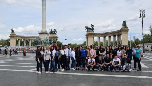 NAGRADNO PUTOVANJE: „Pretvori znanje u putovanje“ NAGRADNO PUTOVANJE: „Pretvori znanje u putovanje“