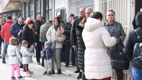 NEMCE BAŠ BRIGA ŠTO NEMA DINARA NA KOSMETU: Ponovo se oglasili i pokazali svo licemerje