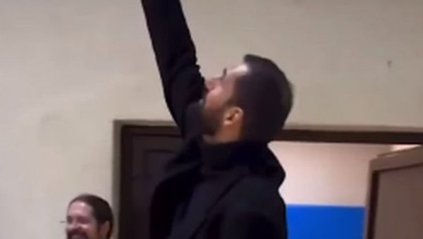 СВЕТ ГЛЕДА И НЕ ВЕРУЈЕ! Ово што је урадио Никола Миротић у срцу Косова је нестварно (ВИДЕО) СВЕТ ГЛЕДА И НЕ ВЕРУЈЕ! Ово што је урадио Никола Миротић у срцу Косова је нестварно (ВИДЕО)