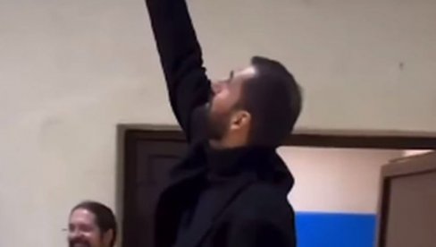 SVET GLEDA I NE VERUJE! Ovo što je uradio Nikola Mirotić u srcu Kosova je nestvarno (VIDEO) SVET GLEDA I NE VERUJE! Ovo što je uradio Nikola Mirotić u srcu Kosova je nestvarno (VIDEO)