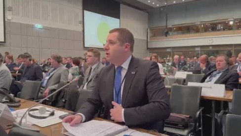 ŠEFOVI DELEGACIJA BIH I HRVATSKE U OEBS-U: Nije bilo nikakvih neregularnosti, opozicija mora da prihvati poraz ŠEFOVI DELEGACIJA BIH I HRVATSKE U OEBS-U: Nije bilo nikakvih neregularnosti, opozicija mora da prihvati poraz
