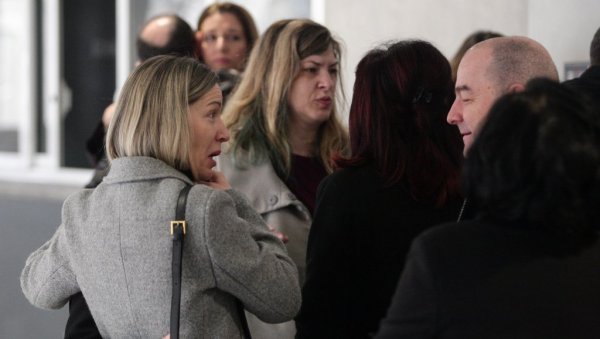 МОЛИЛА САМ ДА ЈЕ ЗАГРЛИМ ДОК ЈЕ ЈОШ ТОПЛА: Потресно сведочење мајке Софије Негић убијене у Рибникару МОЛИЛА САМ ДА ЈЕ ЗАГРЛИМ ДОК ЈЕ ЈОШ ТОПЛА: Потресно сведочење мајке Софије Негић убијене у Рибникару