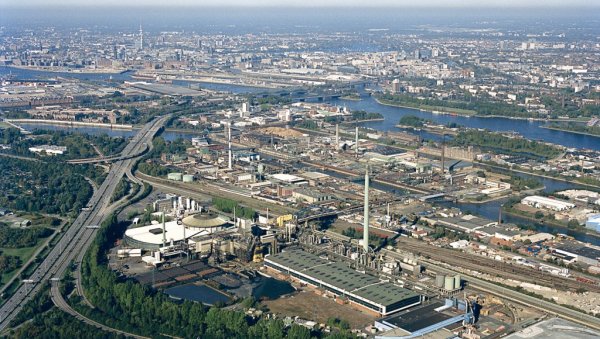 РУДНИК И ПРИРОДА МОГУ ДА ЖИВЕ ЗАЈЕДНО: Искуства бројних земаља потврђују да је могућа симбиоза рударства и заједнице РУДНИК И ПРИРОДА МОГУ ДА ЖИВЕ ЗАЈЕДНО: Искуства бројних земаља потврђују да је могућа симбиоза рударства и заједнице