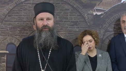 СРПСКИ НАРОД ИМА ОГРОМАН РАЗЛОГ ДА ОСТАНЕ И ОПСТАНЕ НА КиМ Владика Иларион: По нашим светињама нас препознаје свет (ВИДЕО) СРПСКИ НАРОД ИМА ОГРОМАН РАЗЛОГ ДА ОСТАНЕ И ОПСТАНЕ НА КиМ Владика Иларион: По нашим светињама нас препознаје свет (ВИДЕО)