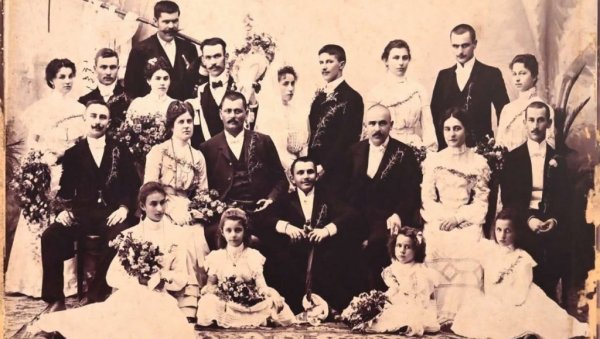 БРКОВИ КРОЗ ИСТОРИЈУ: Изложба у Градском музеју Вршац отворена до 12. марта (ФОТО) БРКОВИ КРОЗ ИСТОРИЈУ: Изложба у Градском музеју Вршац отворена до 12. марта (ФОТО)