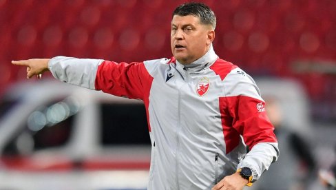 MILOJEVIĆ OBRADOVAO NAVIJAČE: Zvezda sa najjačim timom, u ekipu se vratio bitan igrač MILOJEVIĆ OBRADOVAO NAVIJAČE: Zvezda sa najjačim timom, u ekipu se vratio bitan igrač