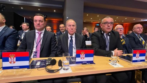 POKLON ZA DOMAĆINA: DŽajić se sreo sa predsednikom FS Rusije POKLON ZA DOMAĆINA: DŽajić se sreo sa predsednikom FS Rusije
