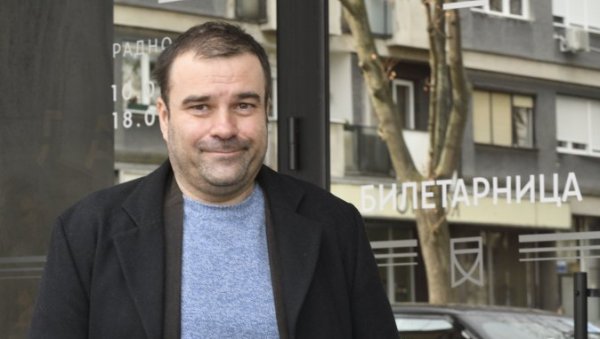 АНТИЈУНАК НА СЦЕНИ И У СОПСТВЕНОМ ЖИВОТУ: Глумац Озрен Грабарић, добитник годишње награде Београдског драмског позоришта АНТИЈУНАК НА СЦЕНИ И У СОПСТВЕНОМ ЖИВОТУ: Глумац Озрен Грабарић, добитник годишње награде Београдског драмског позоришта
